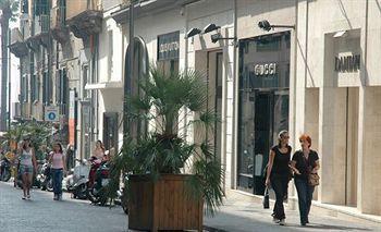 Mh Design Naples
